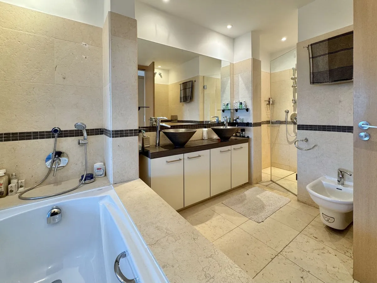 86f88d21-1a45-4411-966f-e3cc71efabc2