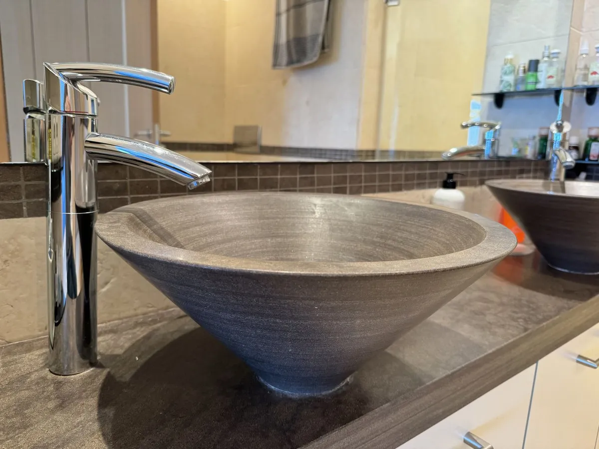 bd28648d-d9de-4e34-aa22-89910cc0e883