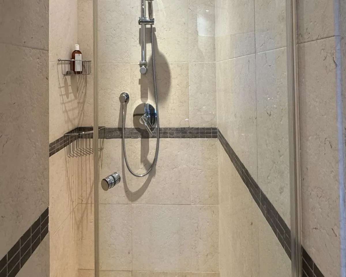 db922b10-3dca-4ee9-8ffd-72c94426628a