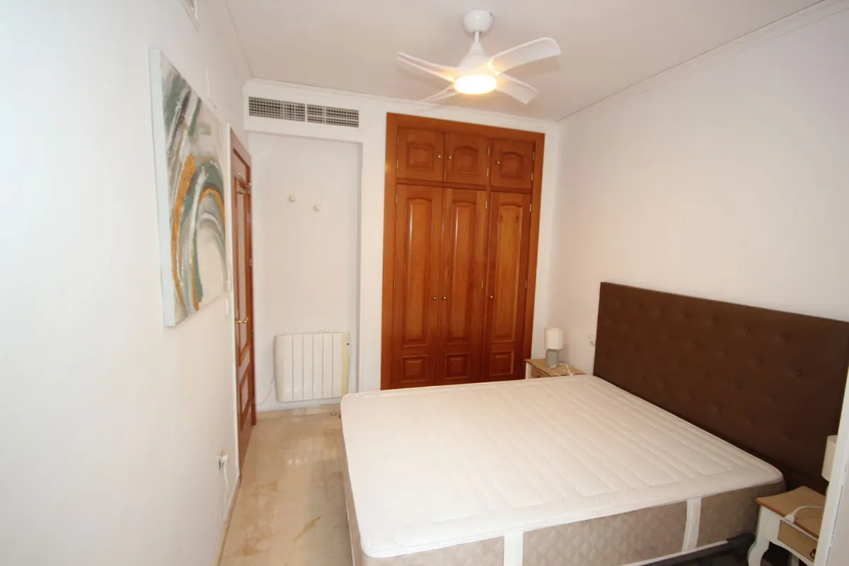 1b64d9f4-fb2b-4190-a265-7ccdf92d1239