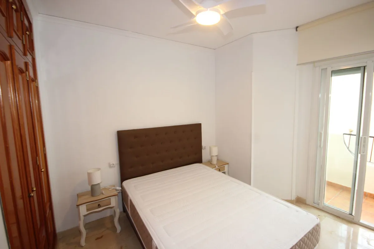 1baaf4aa-3795-4774-aab0-73d9d7caec00