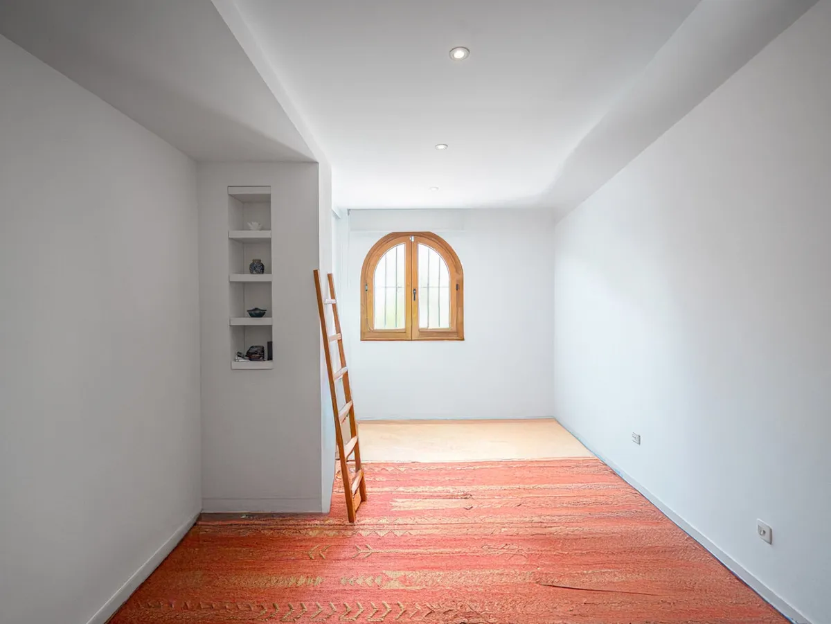 b699436d-9936-4b20-bc88-401dc462c8f1