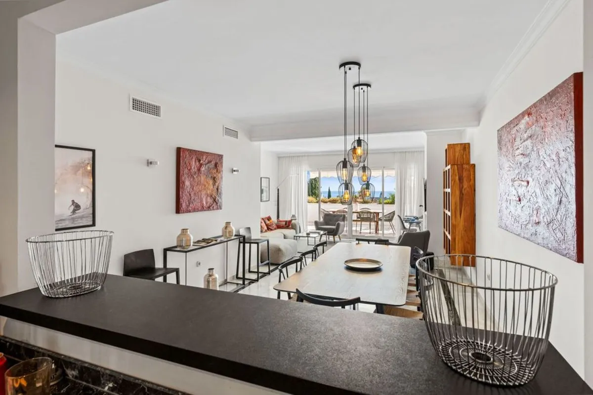 0a2dd0df-489d-493d-8dbe-e7e84ab0ae32