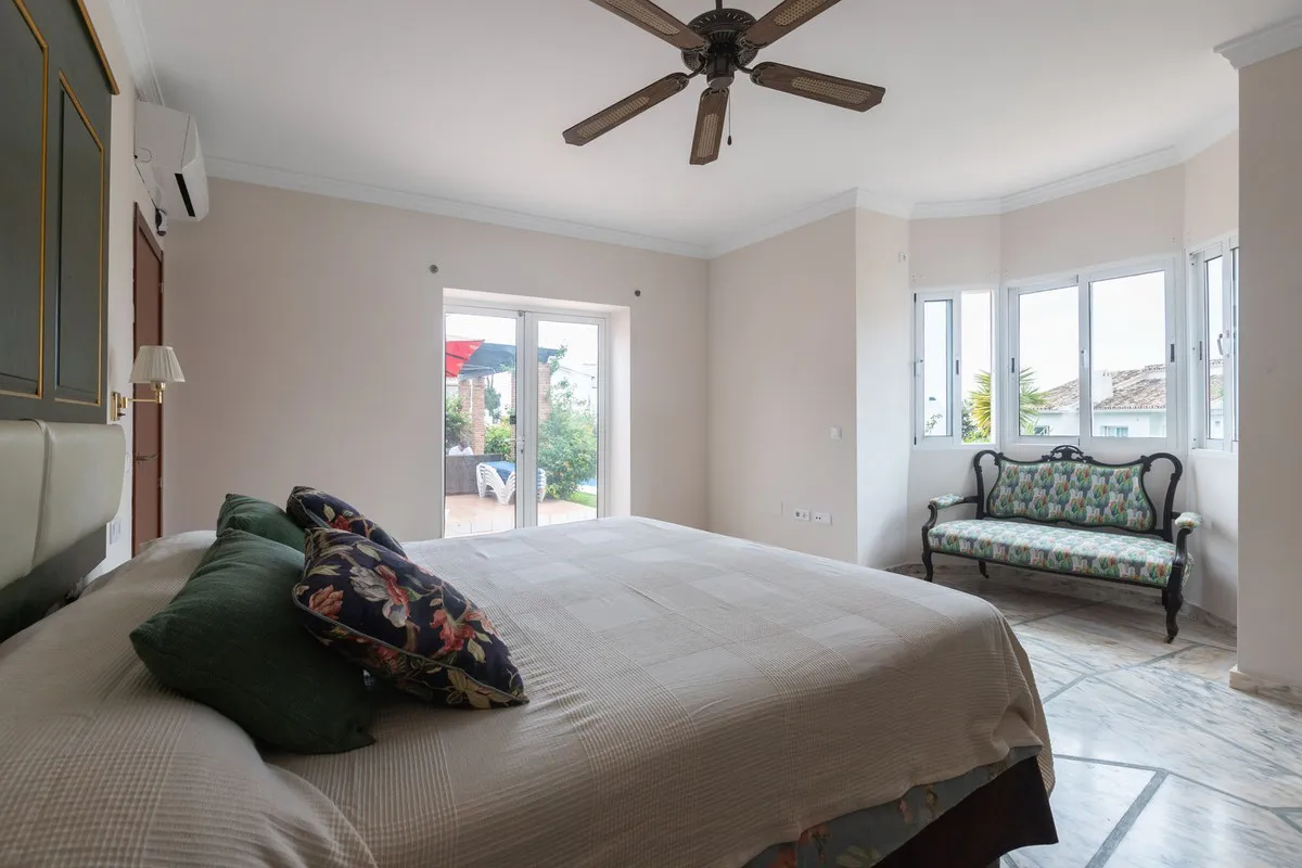 30826213-a4d0-4616-9aaf-dee99db36999