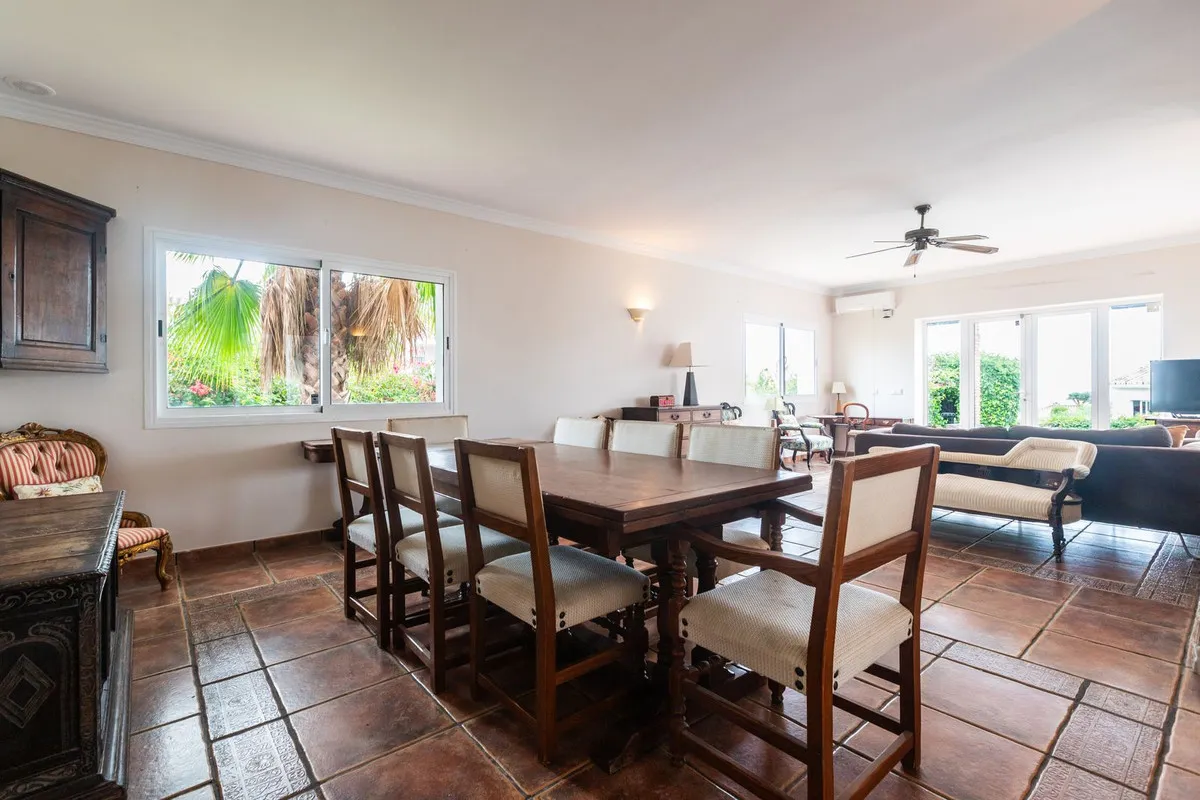 54fbad0d-4816-4c46-aa64-4900bbe78d69