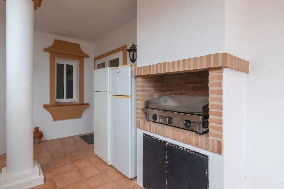 7a9170a9-95c4-41b9-888b-ff1a012f5d34