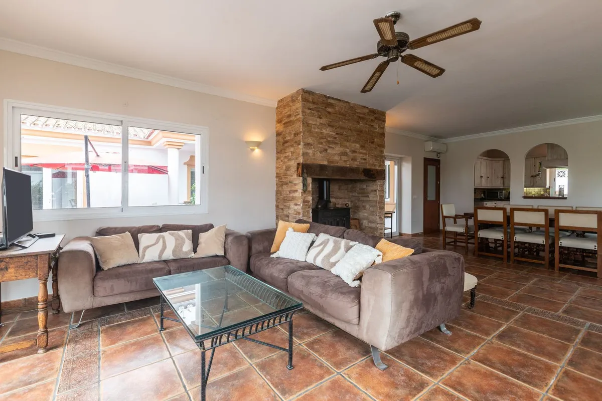 a88cd392-25fe-4a67-825e-0b0ab93c3bb2