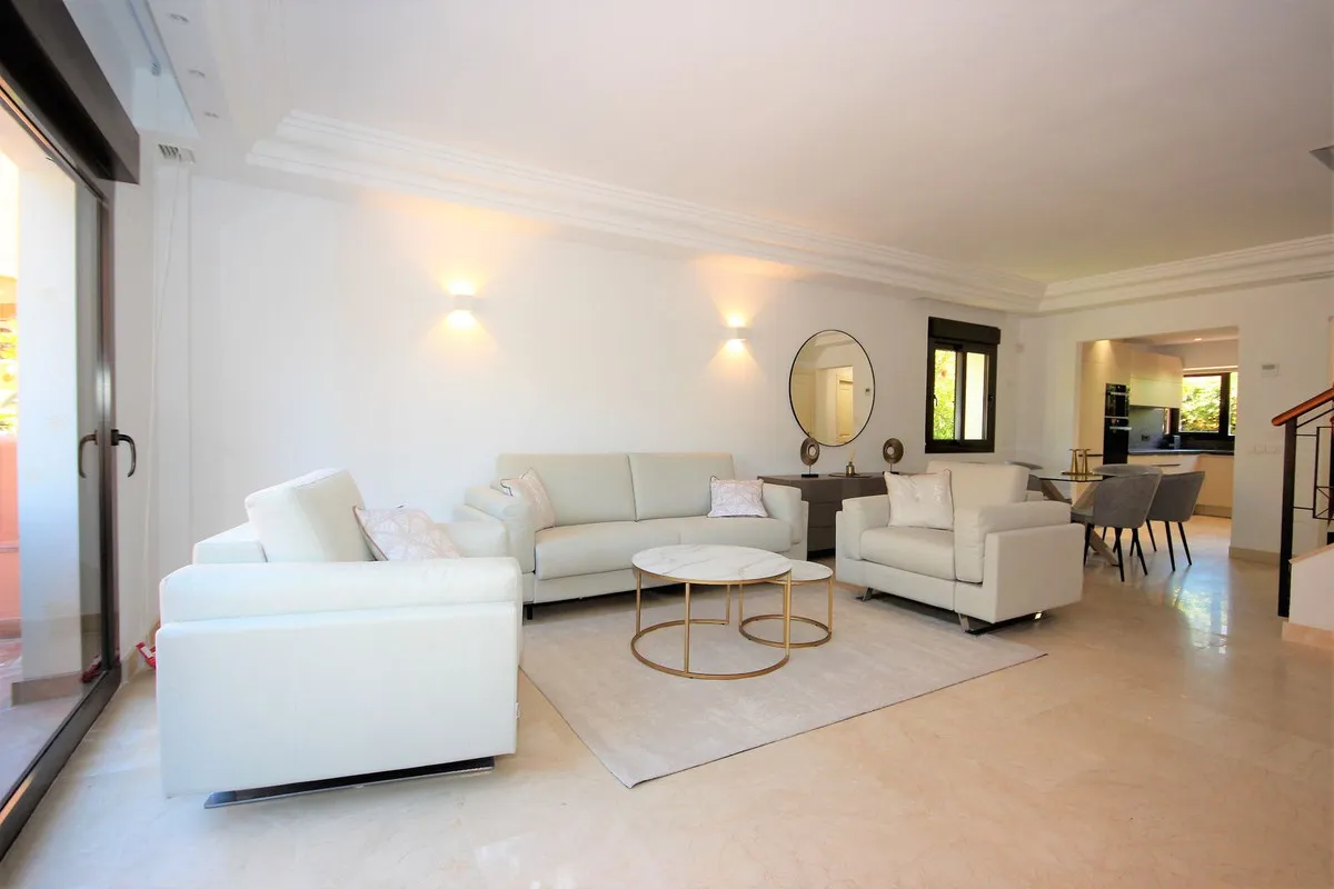 989a1b7a-d611-4ca8-92a1-a4afc60c4332