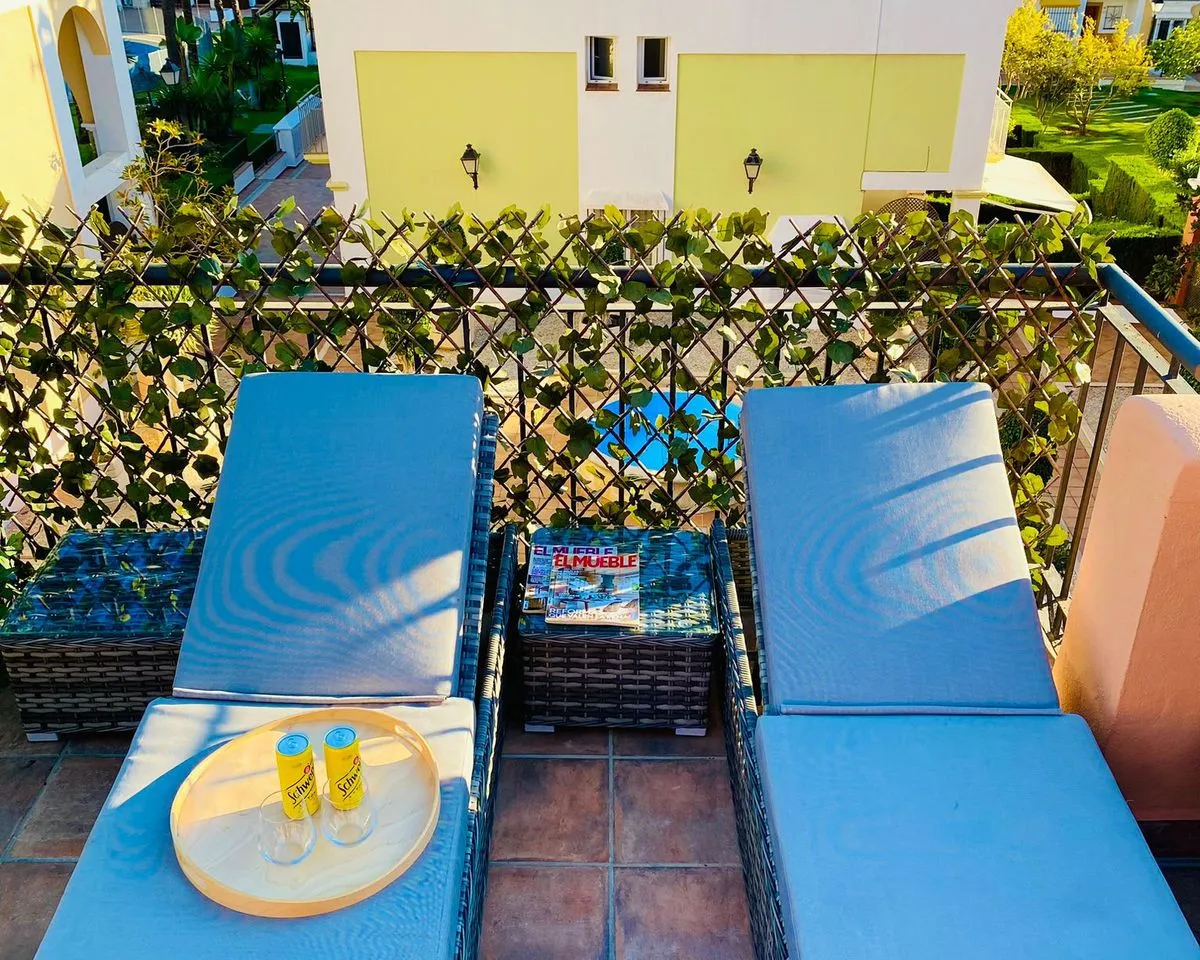 bf1fe466-26ca-4481-b353-b26d25f38915