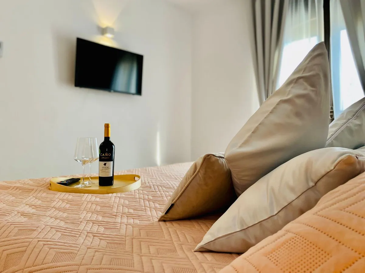 df18ce1a-aa1a-48f6-b54f-e0a91486eeb3