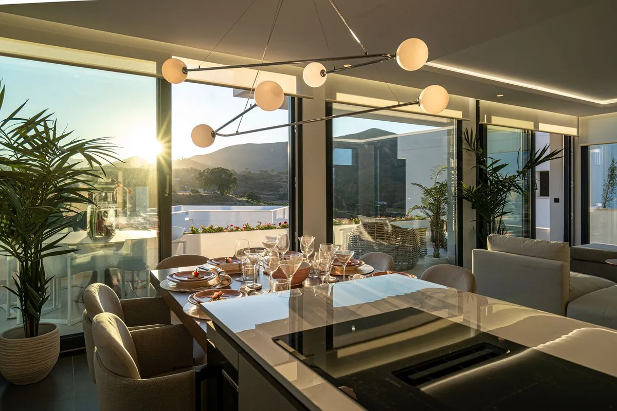 d9253086-4008-405b-8442-8b49f44b17fe