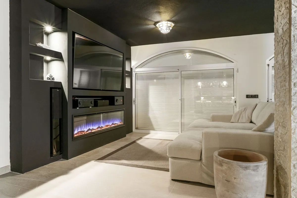 88e16da3-76a1-4748-ba5e-57dc7aa85307