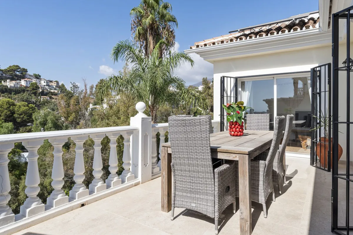 9a0aa568-5113-4c49-aaae-1ae1ba928835