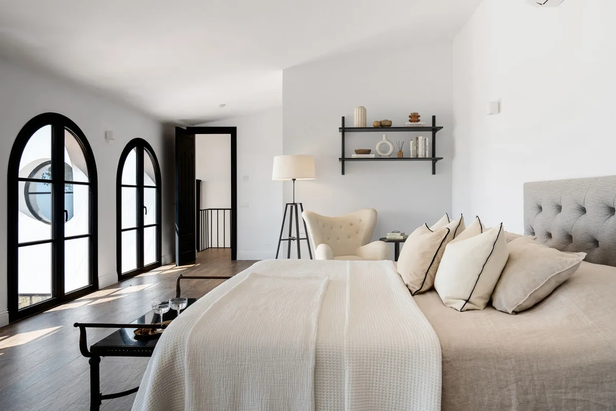 b794e2f4-1d69-497b-a2fd-fcdcf234ae13