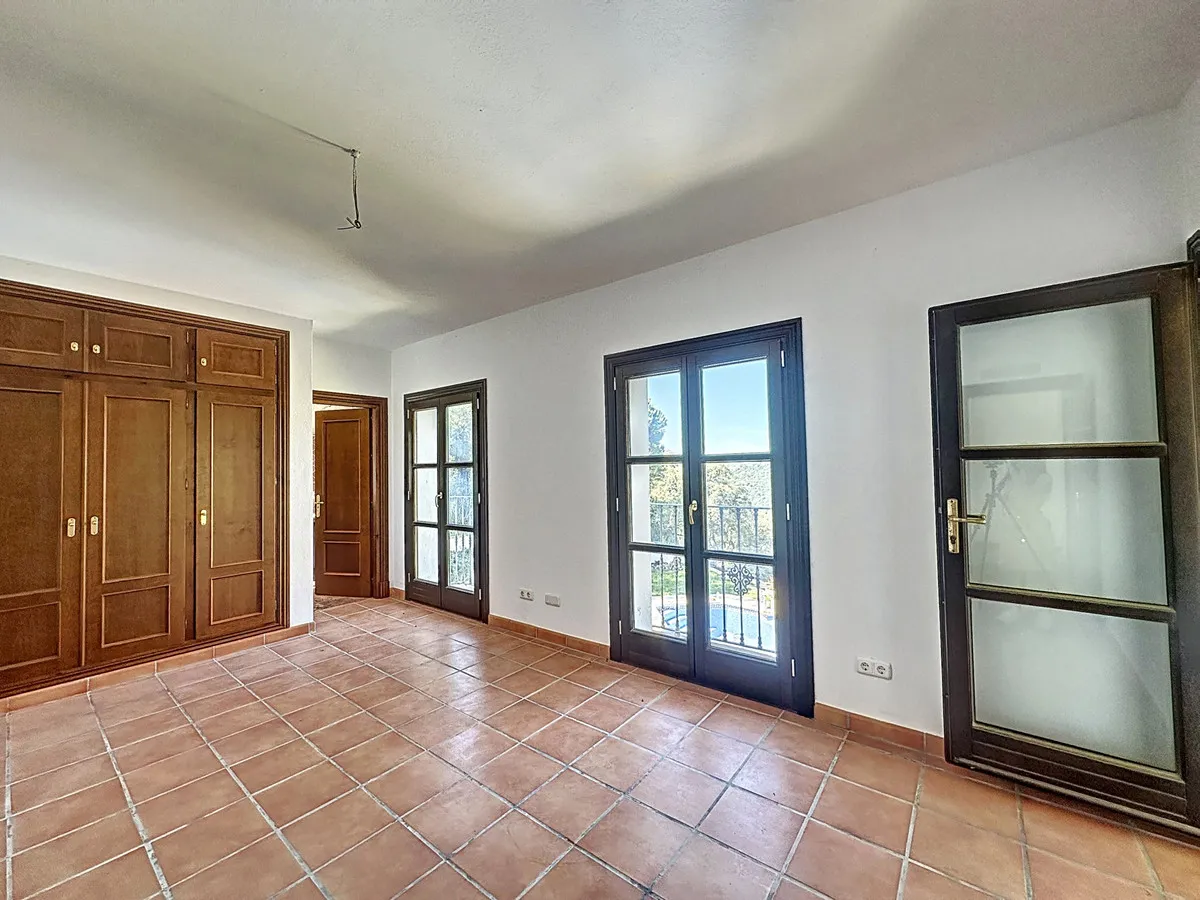 02b9bde0-b754-4c47-8a17-3af64d54b887