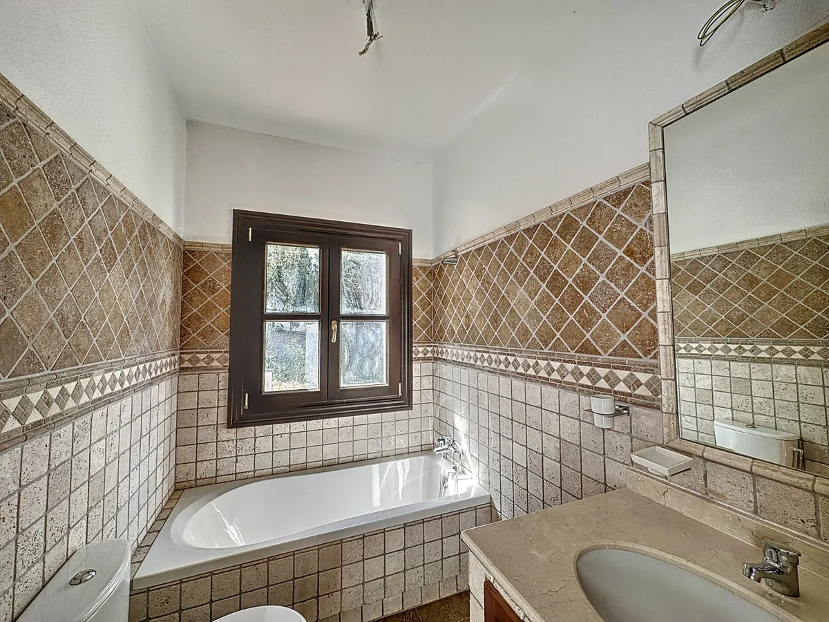 4dcff812-2e1f-4de8-9df7-2e2840541d43