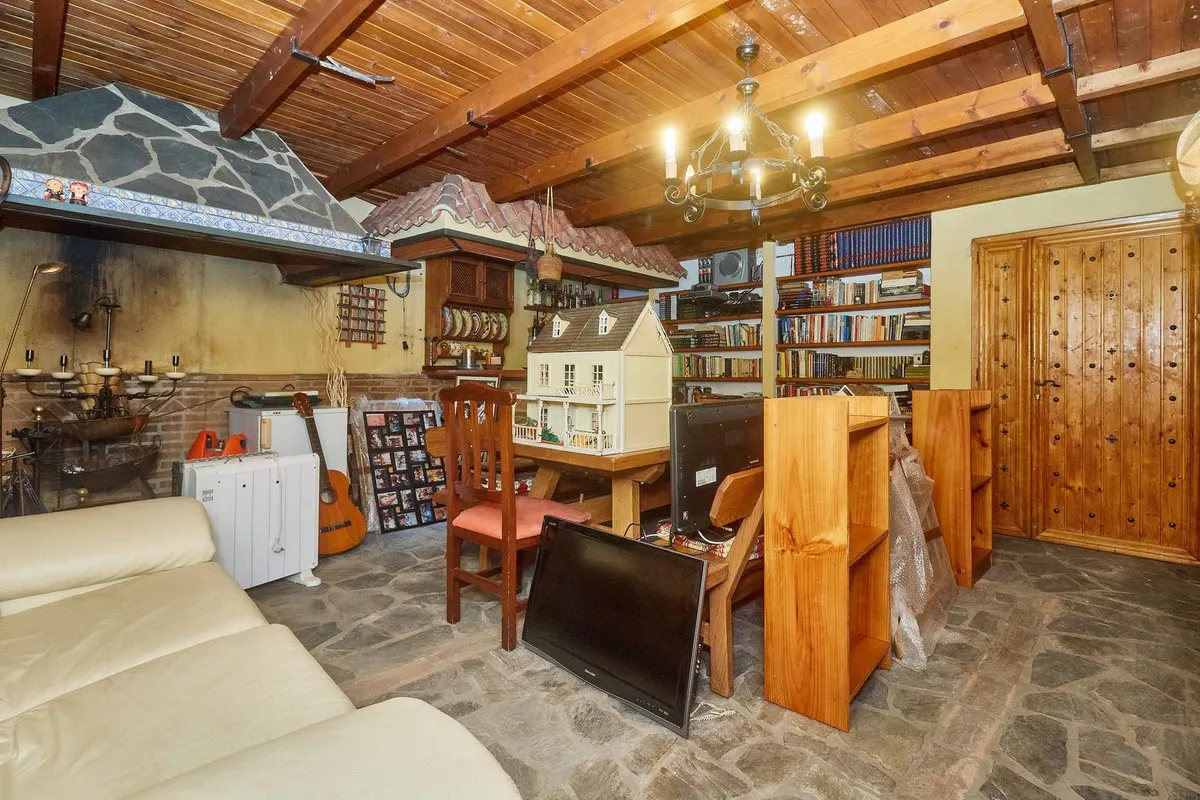 327a8e80-4669-4c43-9cf1-454241e8e10f