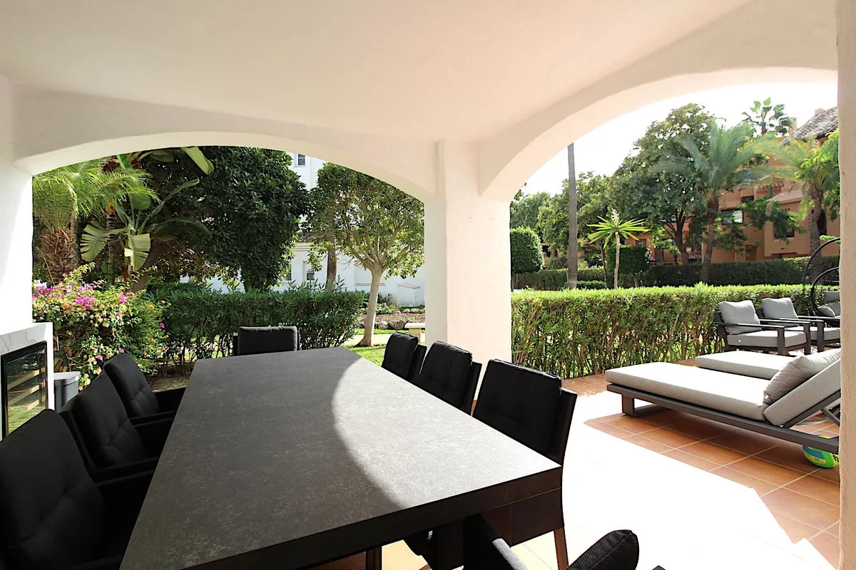 04eb2987-d492-4dfa-a5ed-b49078fc6836