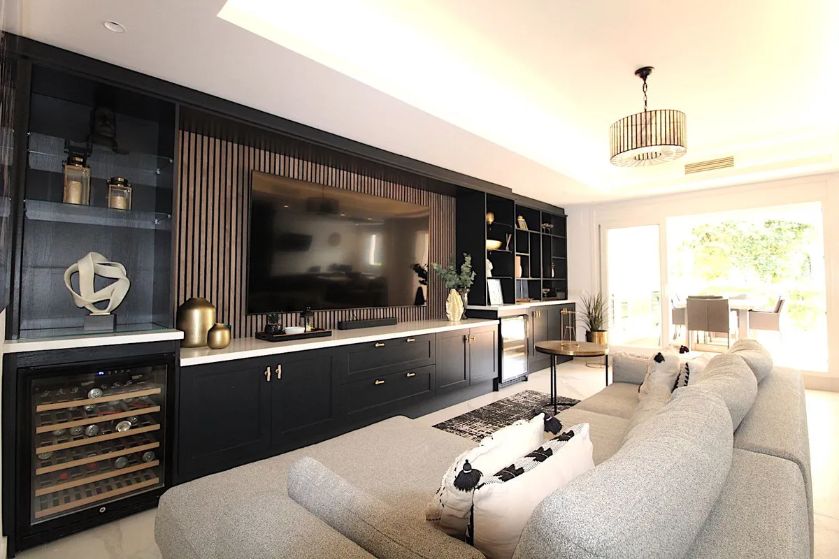 b8e7f22d-26c8-4915-b9f7-08ac6d1f4ffb