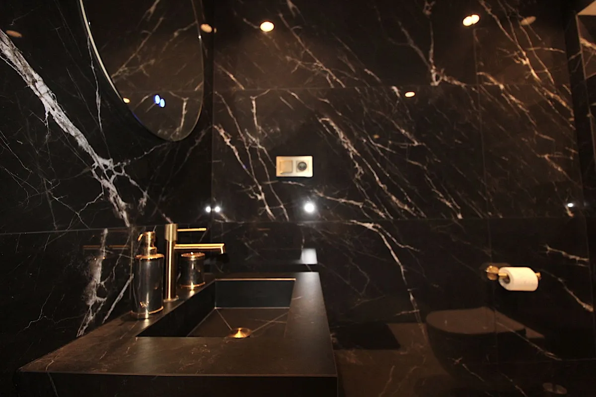 fbb0cb37-4bb4-4061-ac9a-7740dc52d167