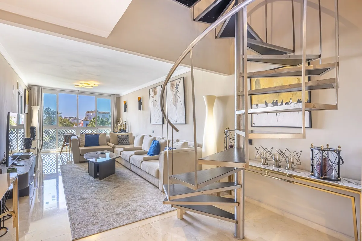 05d630f5-be94-44c3-8a3c-686c01368556