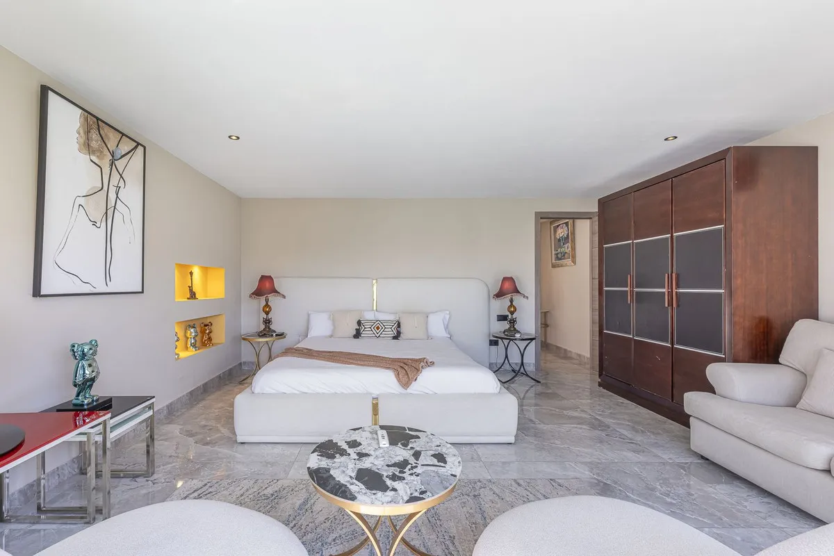 08e04267-ac6b-41f3-8e30-f9ce35f8dbfd