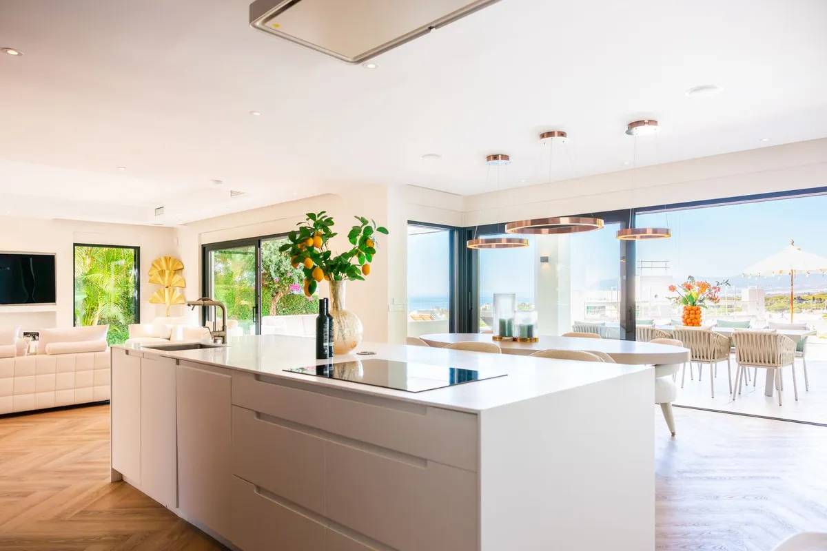 51a231cc-f6fa-4a06-a3f4-9b37191ca718