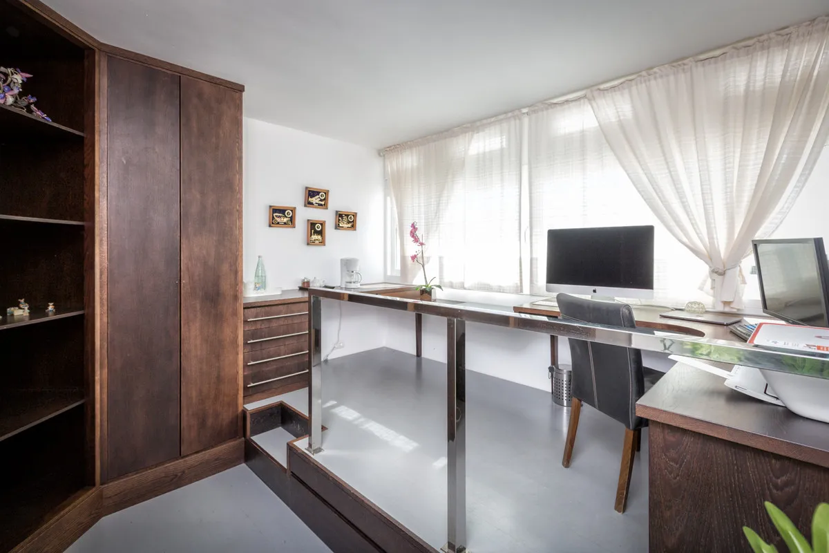 00758e3b-9543-4b12-b477-a26b4d48f384