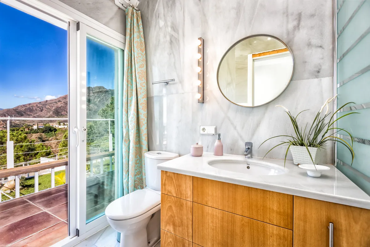 baade119-028c-4406-a6ae-edf4ba768445