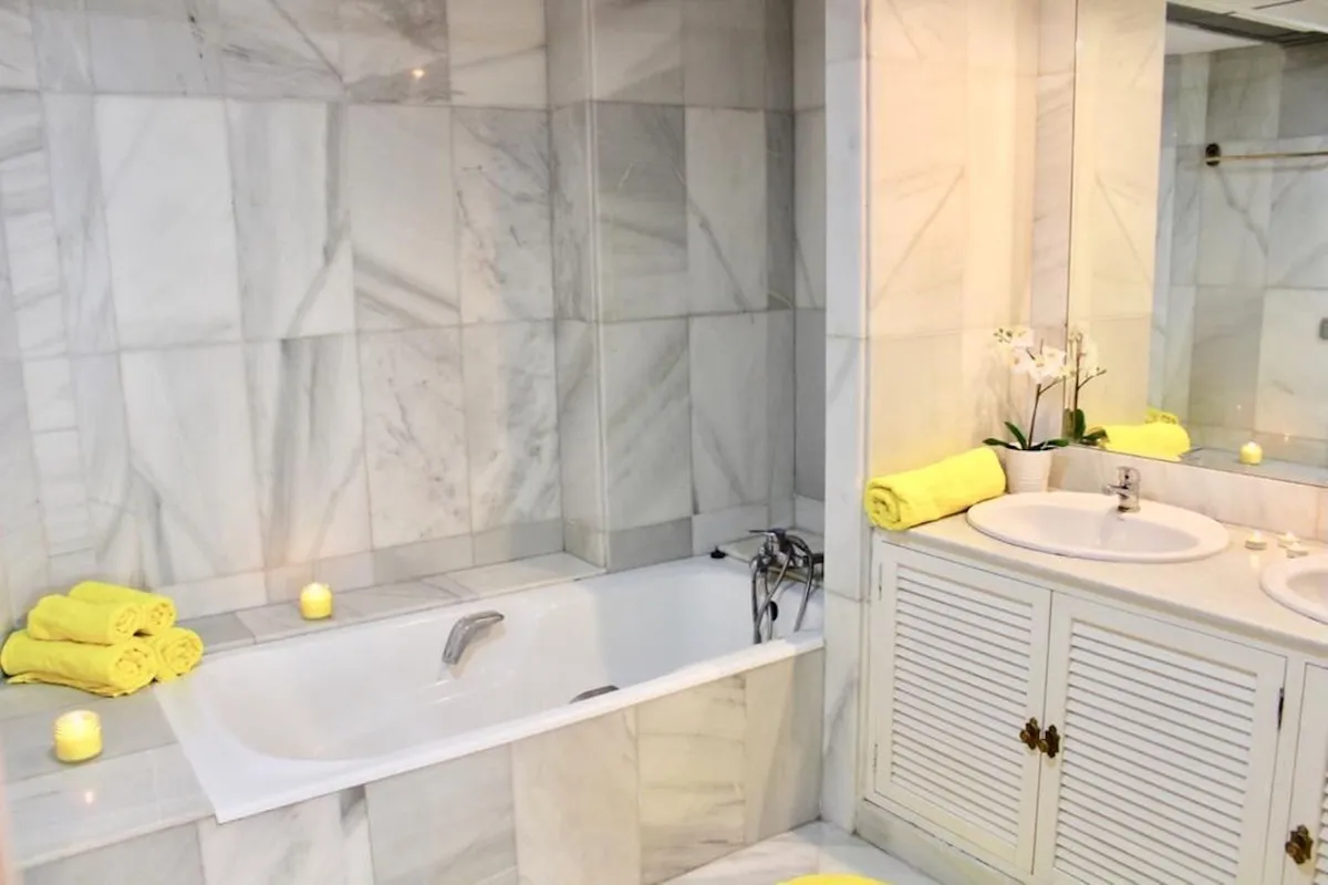 1a8bf16d-753a-4795-ad74-c532175ccdad