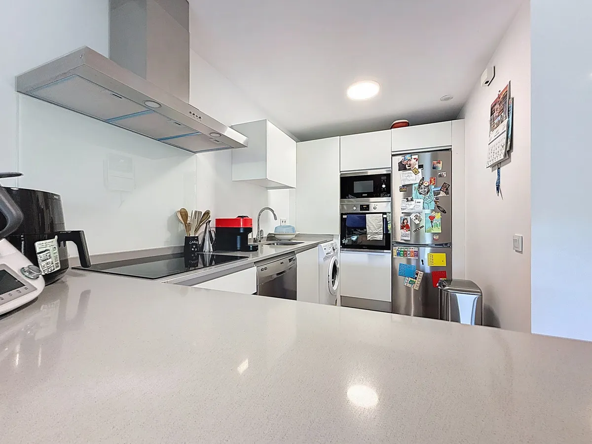 64c670a5-deb4-450d-919d-142a909a076d