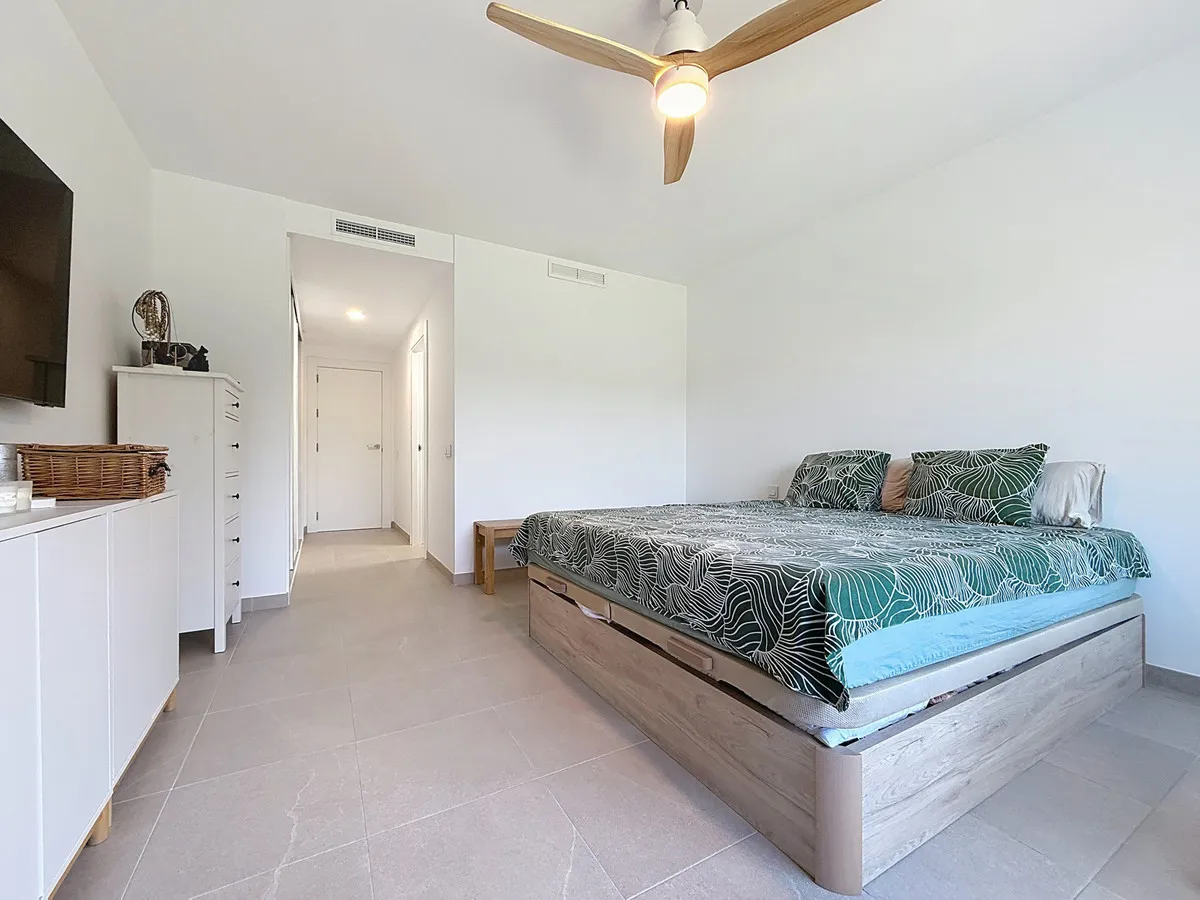 aea020fe-4faa-4885-9801-990cafe3eee8