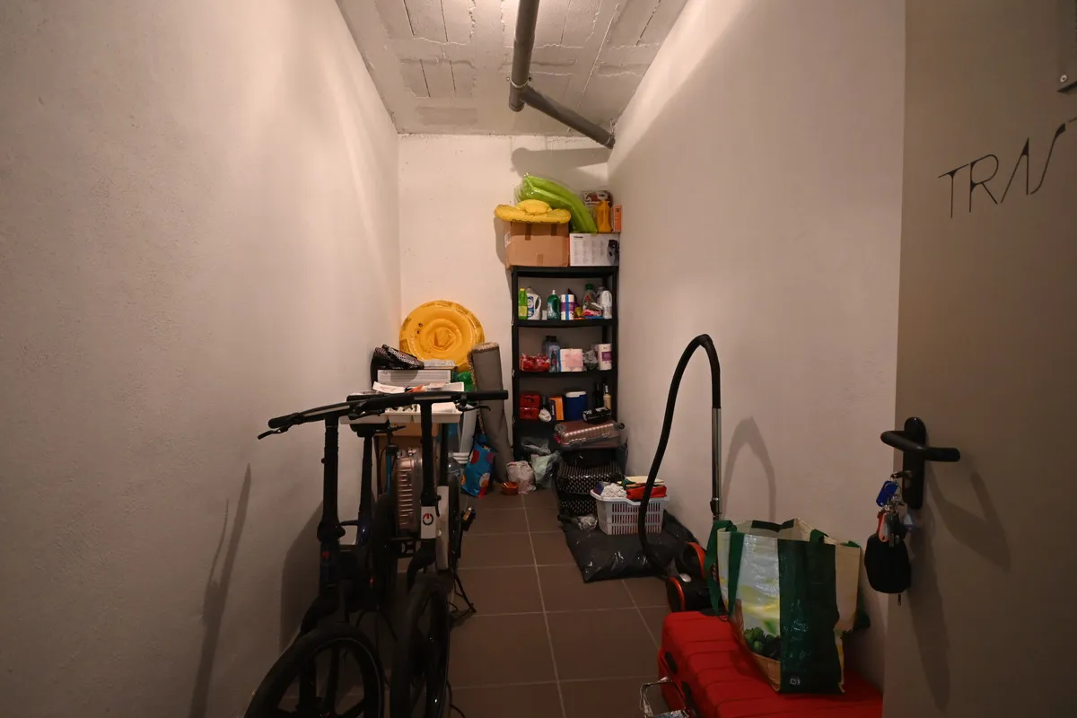 b6ba6e17-7bca-4874-90ef-22af2b6df86f