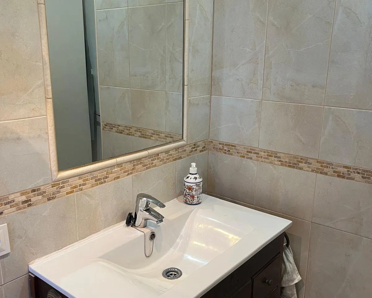 2ad1cd43-68f9-4644-a1e6-828afd0e9e91