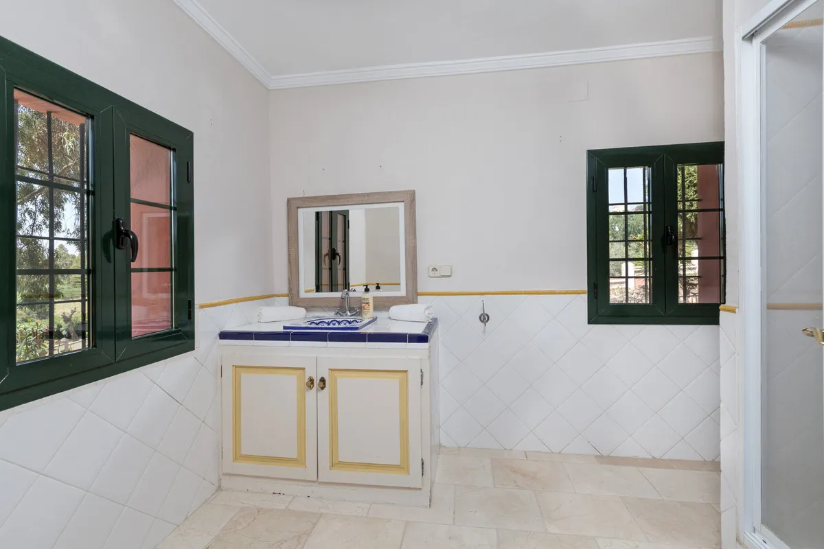 25afcdc8-c73b-4107-a561-0095cf42eb51