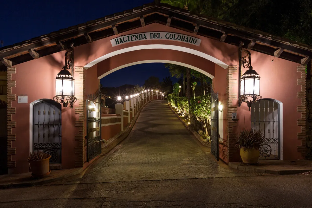 6331ddaa-201f-463f-adff-51bcae3b4f91