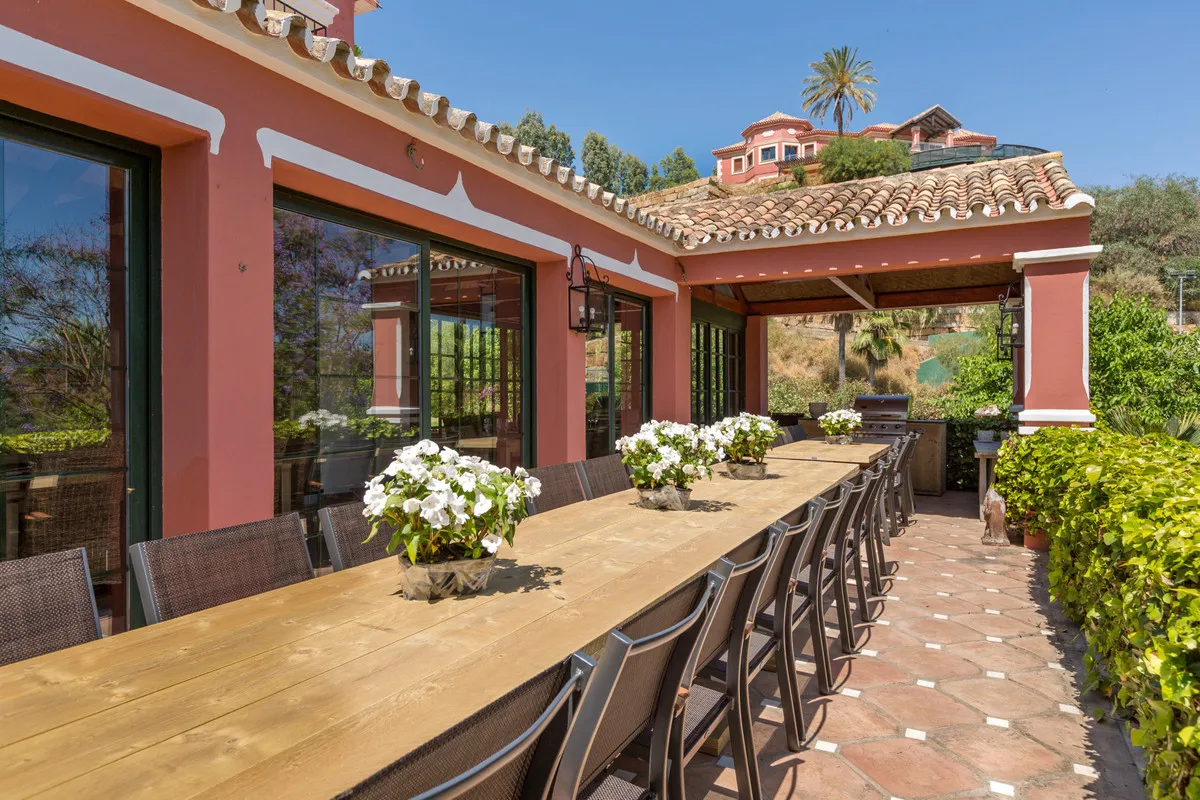 7b42563c-85af-4d16-9959-eb749a8867d2