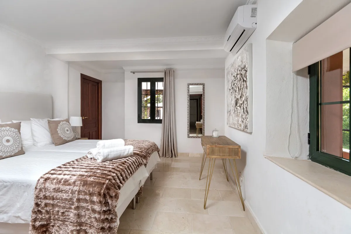 d9c1f4d0-77b7-4203-b66f-faf390f6c0e1