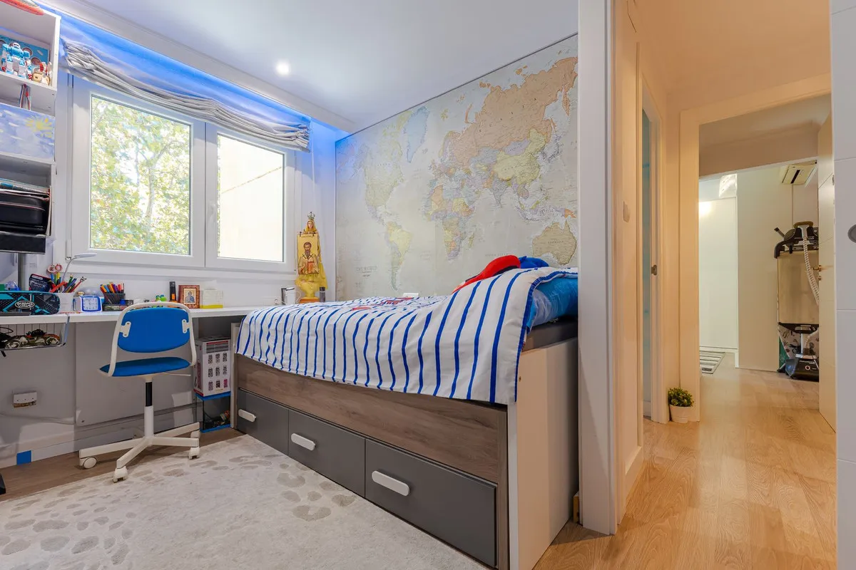 000005ab-32aa-45ee-8dba-584adcb169e1