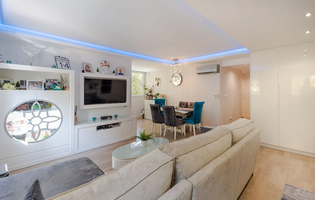 17676509-4f6e-4f15-8208-a3f94fbe44b5