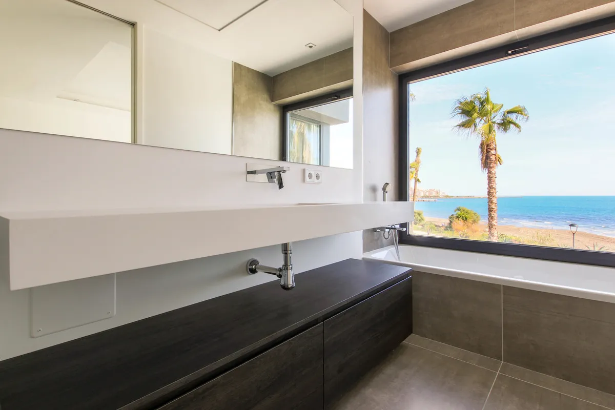 1b3e22e6-b92f-4e2d-a233-a906c26c2b48