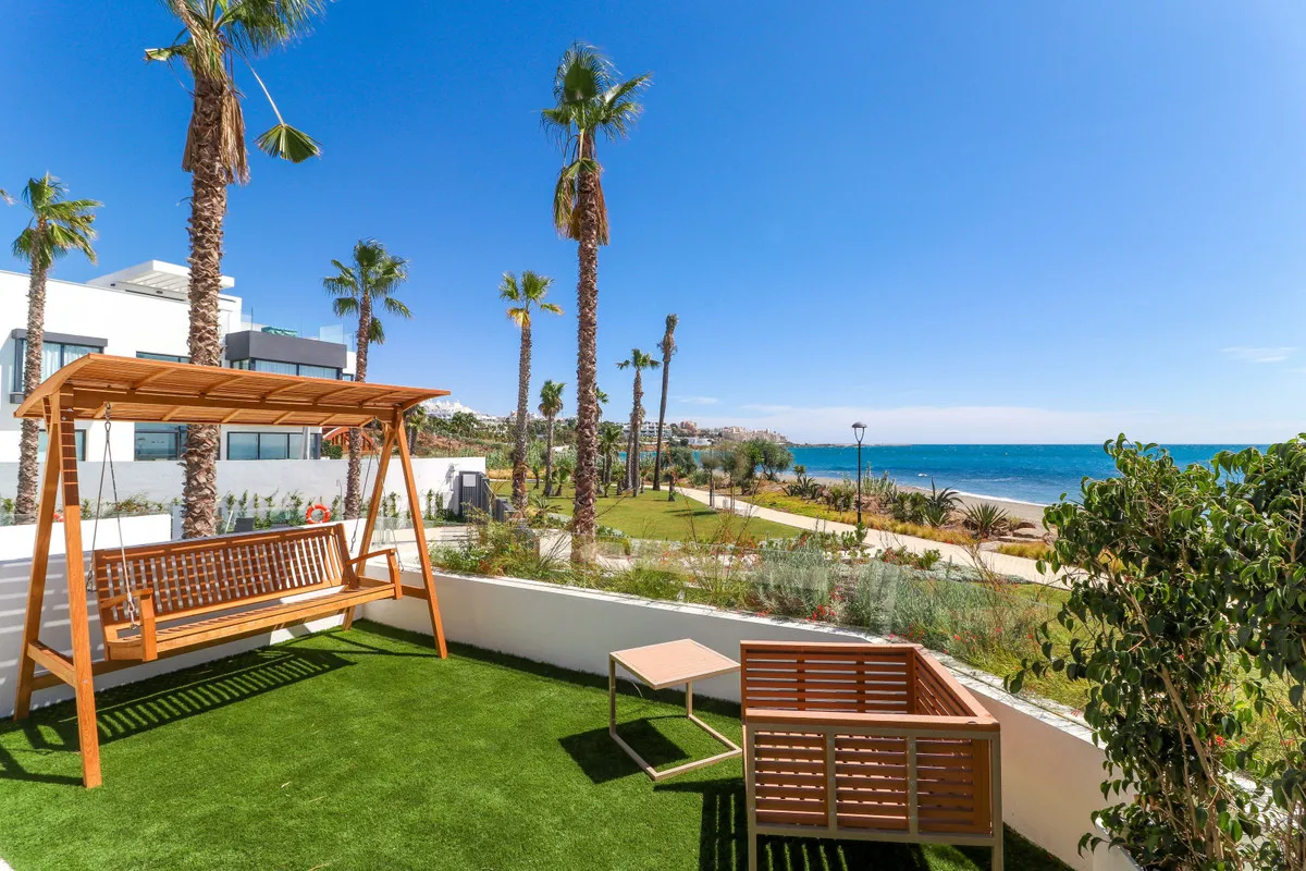 6c7d33dc-5d59-42f7-b862-06509fd868b1