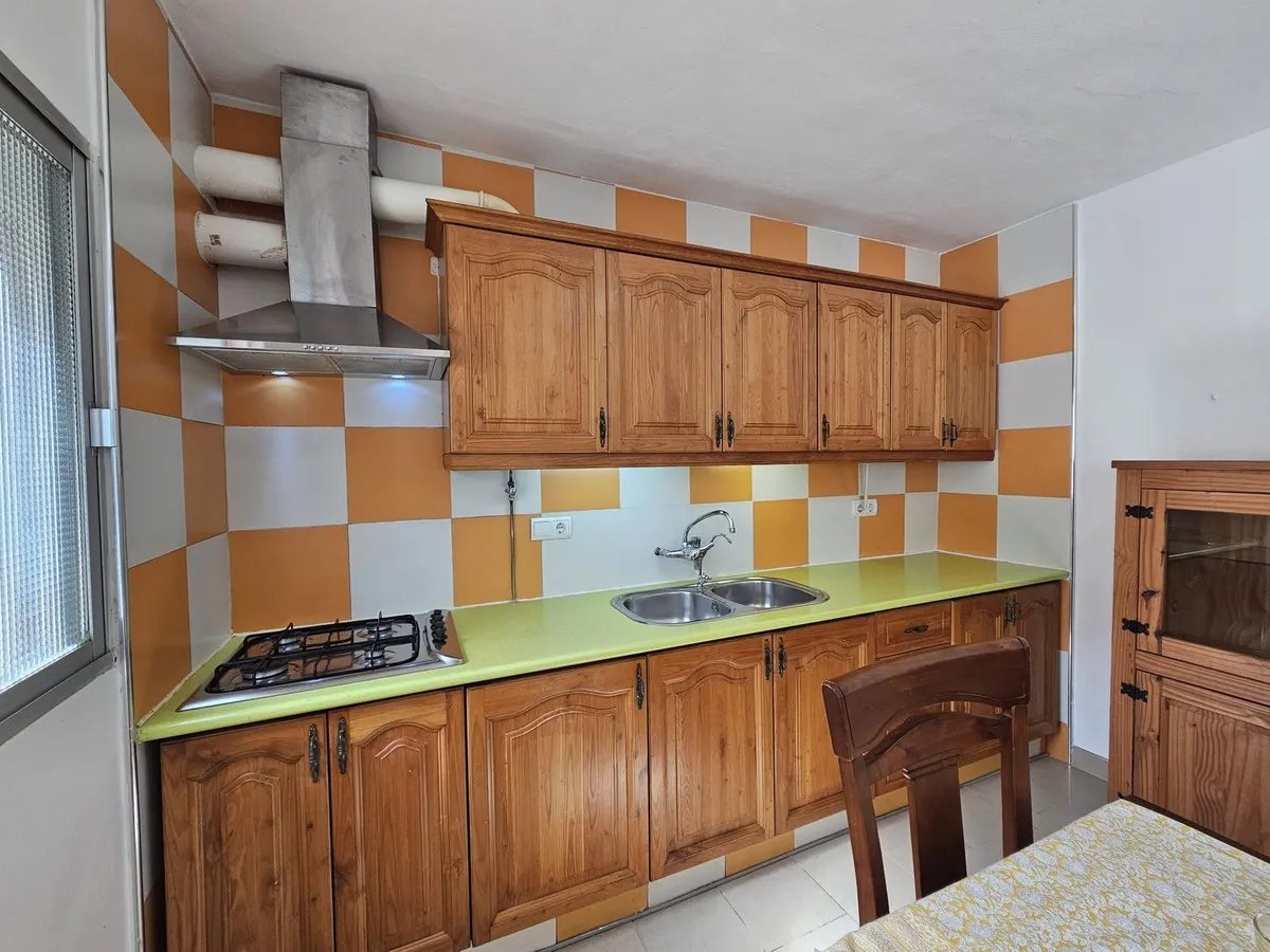 92373b50-fd8e-446c-b341-0b8d976d582b