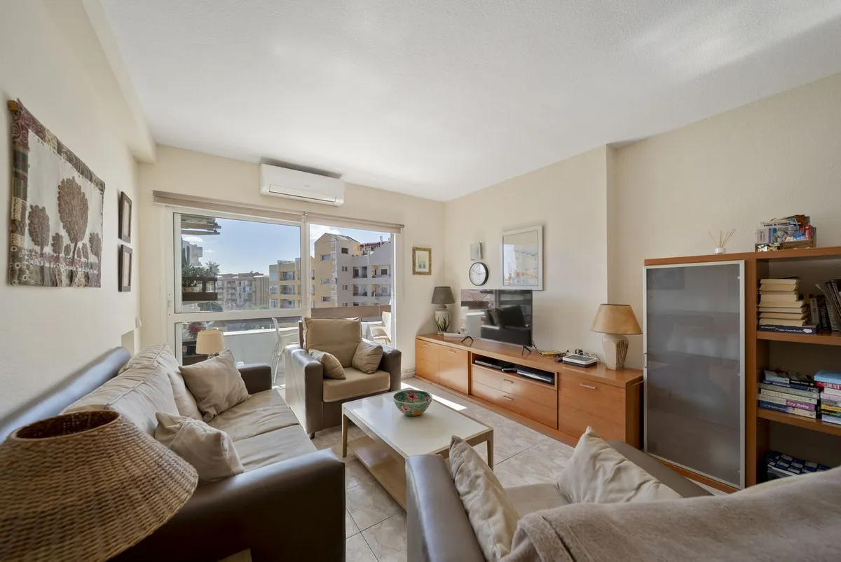 2ff0eb55-8342-4119-ba60-e13e58d4691f