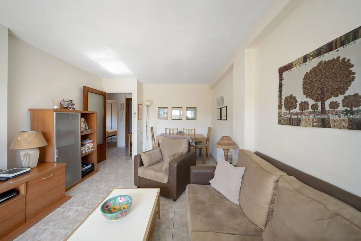 f97e3d2f-c189-473d-b164-da0fd0801945