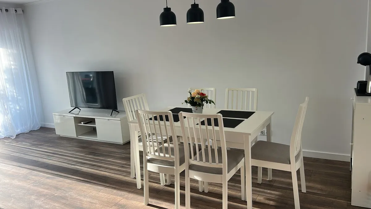 2f8ec3e8-b085-4d06-a96a-9c41126fe884