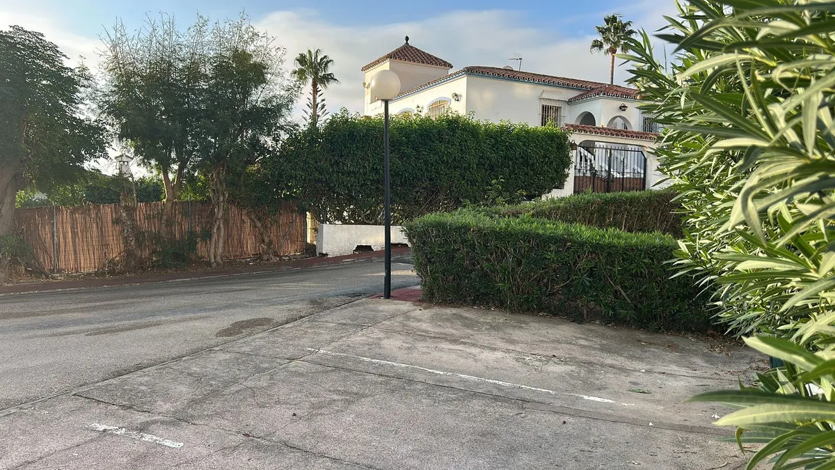 8fd66113-485c-484e-aa29-5d48e0a2bd46