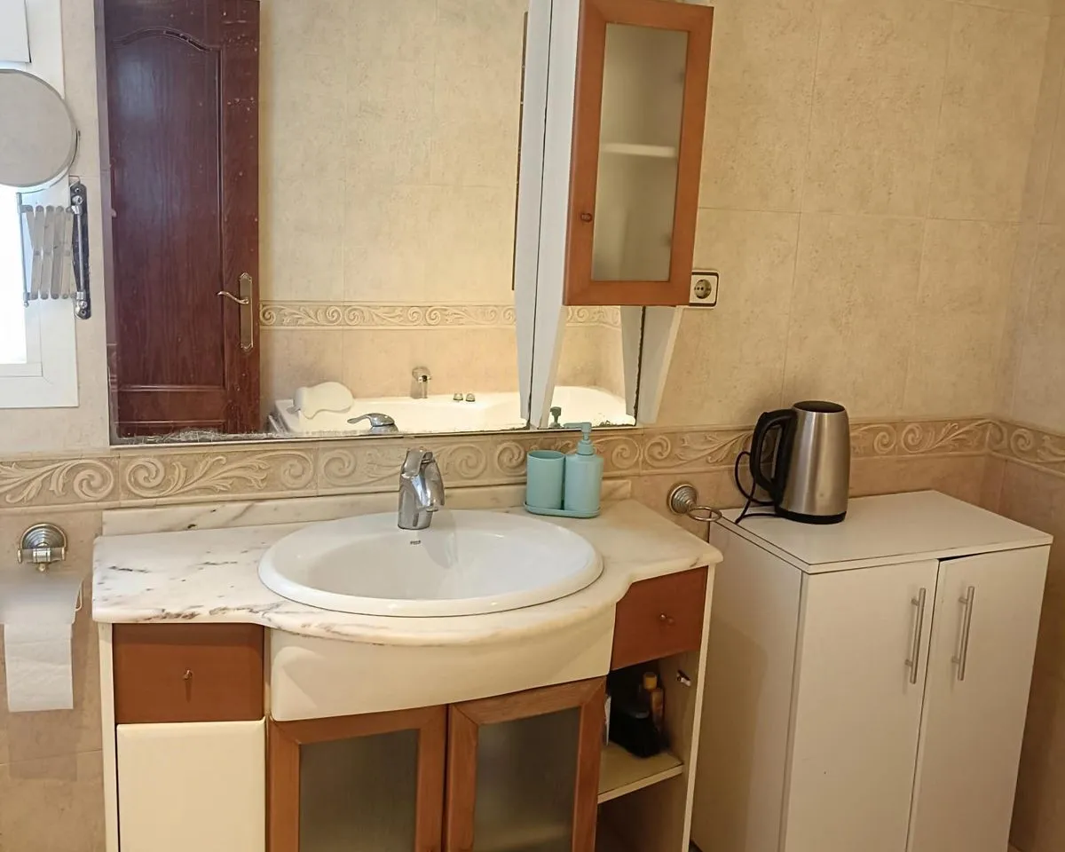 02ac4265-50fb-4eac-ae2a-1d6ca2f97ab7