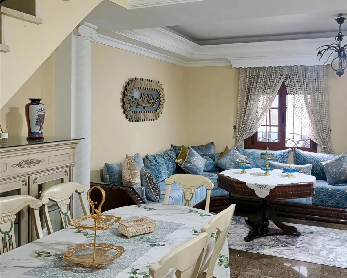 f7064ebe-44ee-4648-9560-2d5f3c414059