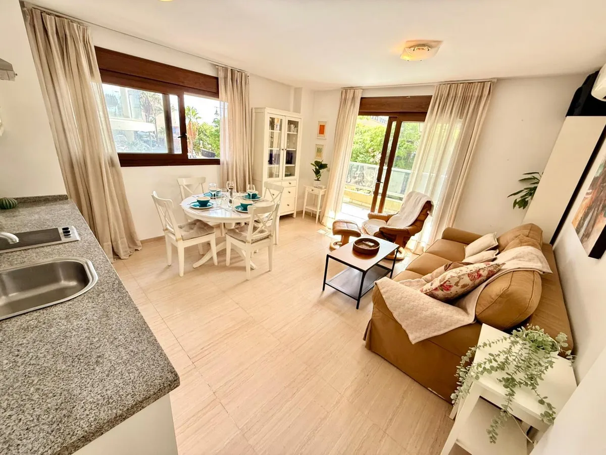 35f9ec2d-6879-48da-b454-6cc94ea72037